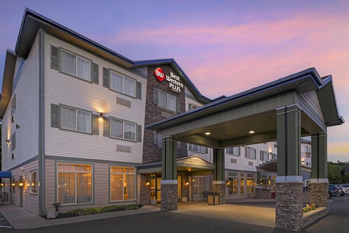 Best Western Plus Vineyard Inn & Suites