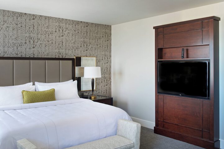 Room 38 of 102