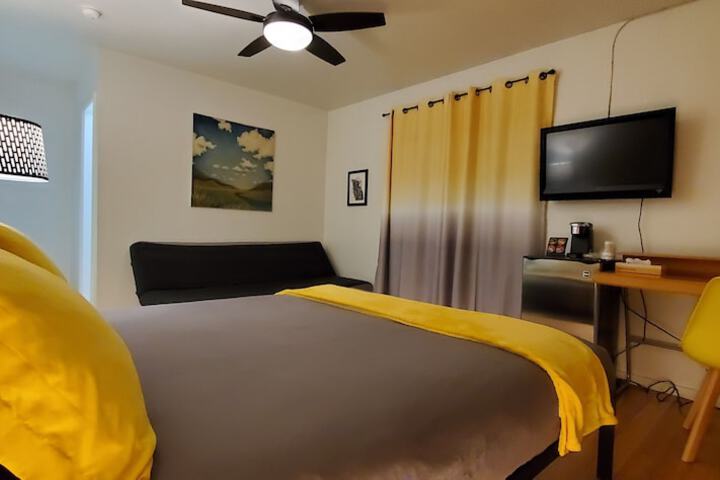 Room 9 of 52