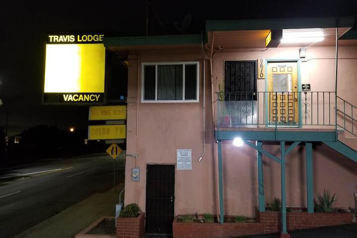 Hotel 4 of 18