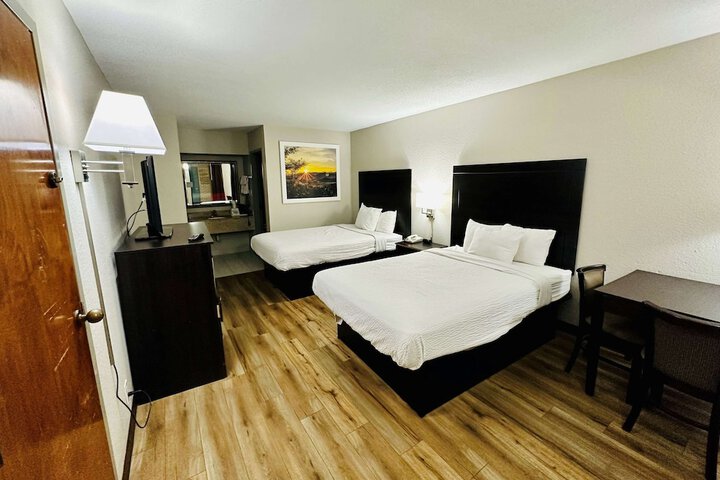 Days Inn by Wyndham Easley / Greenville/Clemson Area