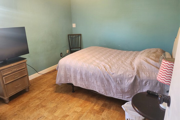 Room 46 of 68