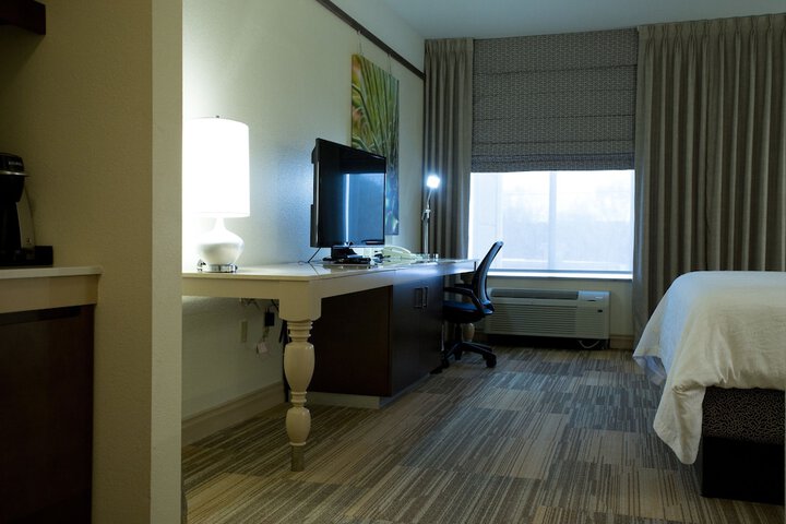 Room 35 of 48