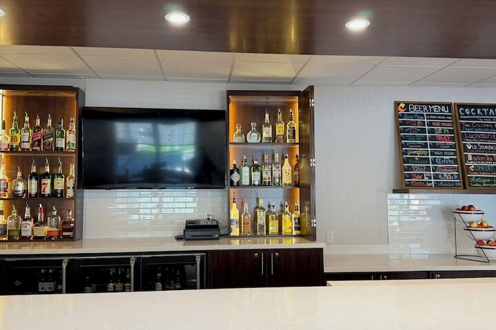 Comfort Inn & Suites Sturbridge - Brimfield