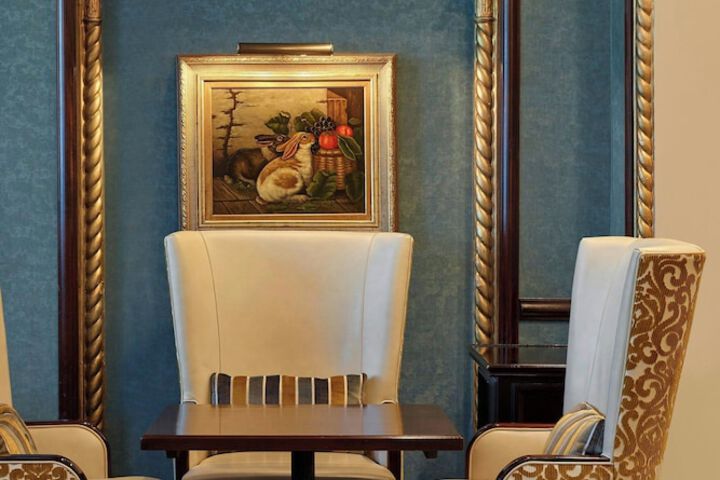 The Hotel Saskatchewan Autograph Collection