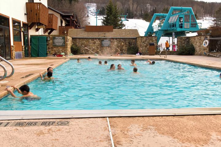 Pool 13 of 65
