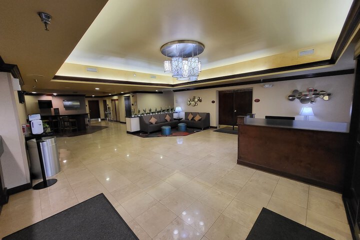 Hotel Interior 9 of 29