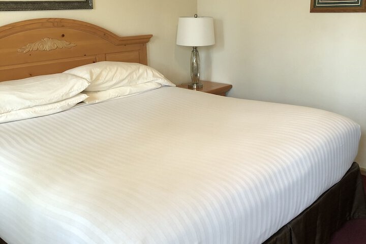 Room 37 of 54