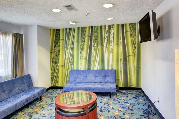 Hotel Interior 3 of 18