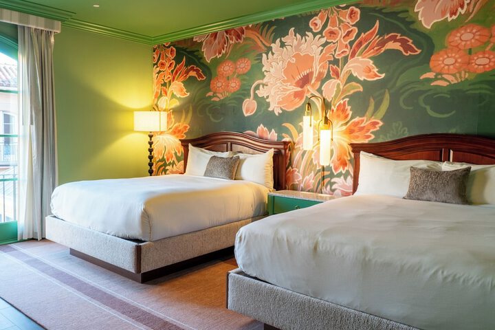The Carlton Hotel Atascadero – Paso Robles, a Tribute Portfolio Hotel