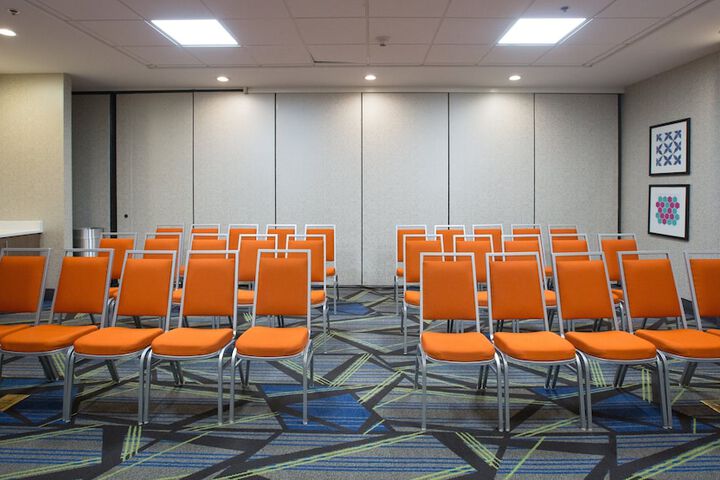 Holiday Inn Express Hotel & Suites Tupelo by IHG