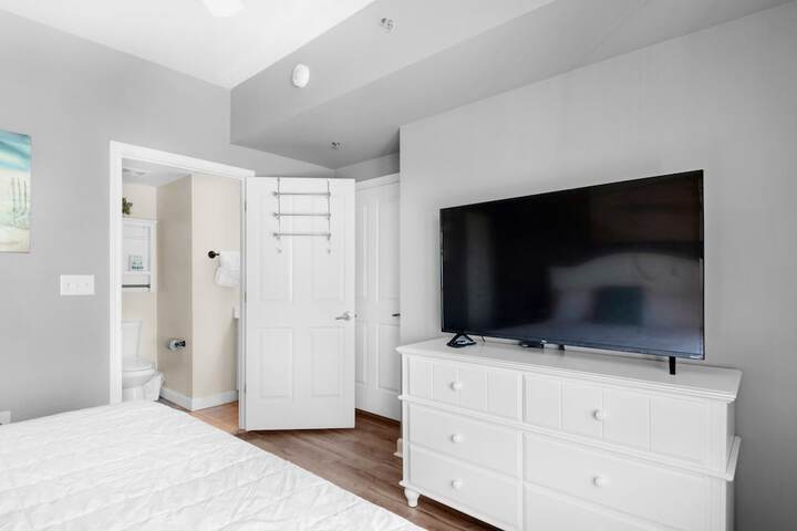 Room 53 of 81