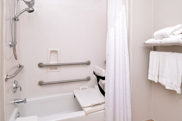 Room 14 of 61