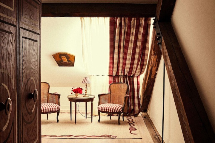 Room 88 of 151