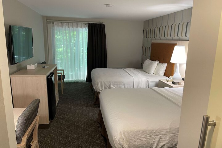 Room 26 of 39