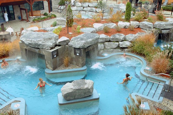 Pool 4 of 28