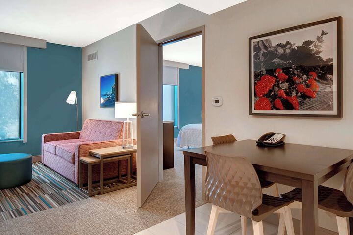 Room 22 of 53