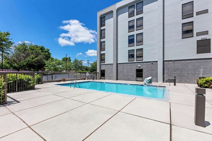 Pool 6 of 40