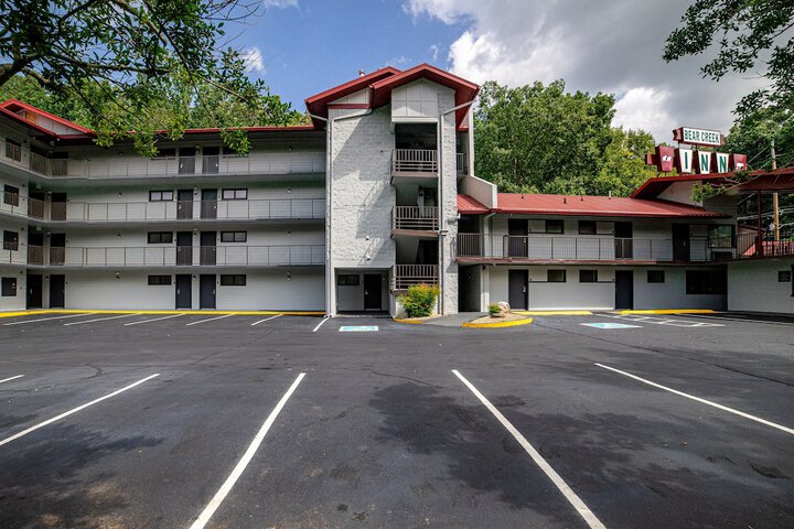 Hotel 9 of 55