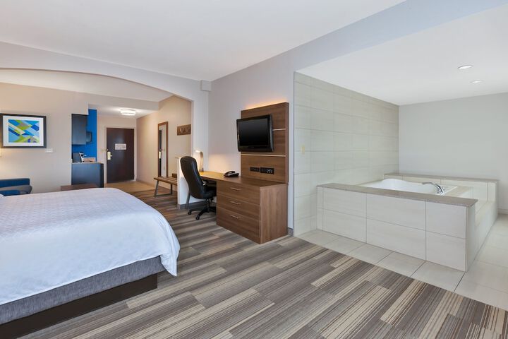 Room 20 of 49