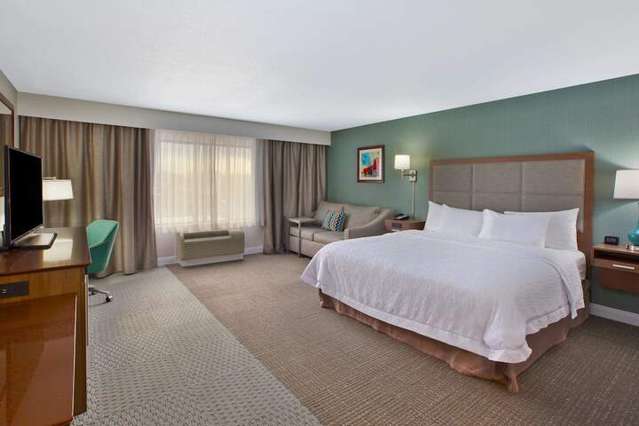 Room 15 of 27