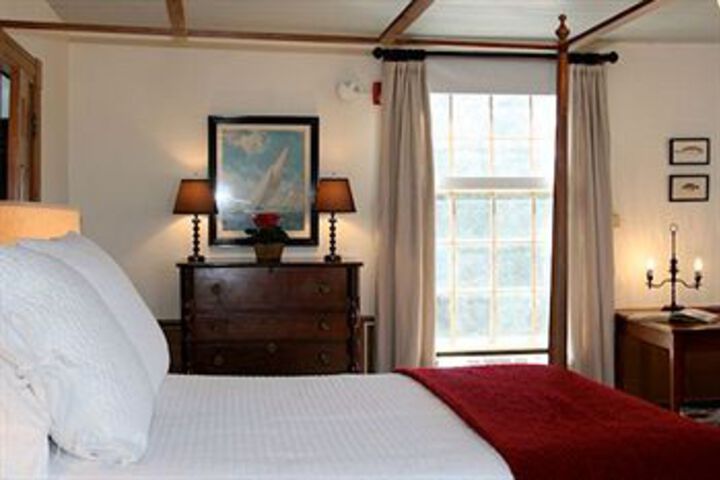 The Inn at Bingham School