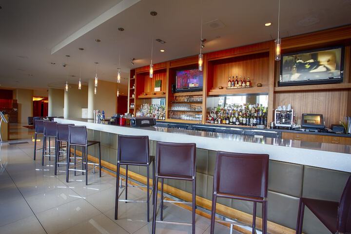 Pinnacle Hotel Harbourfront