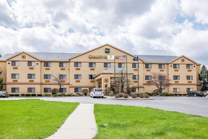 Hotel 2 of 44