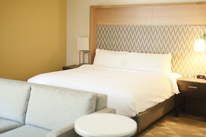 Holiday Inn Cleveland by IHG