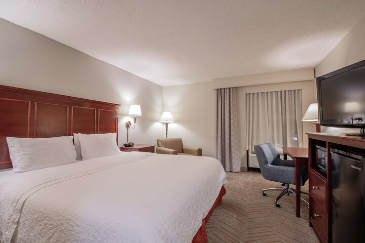 Room 16 of 26