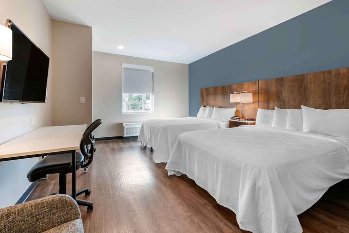 Room 13 of 26
