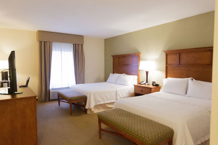 Room 25 of 48