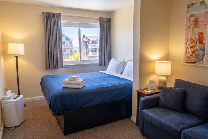 Colonial Inn Motel