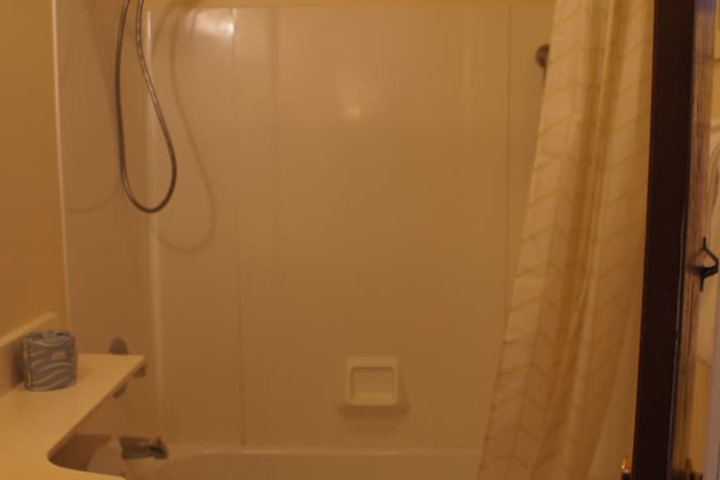 Room 50 of 78