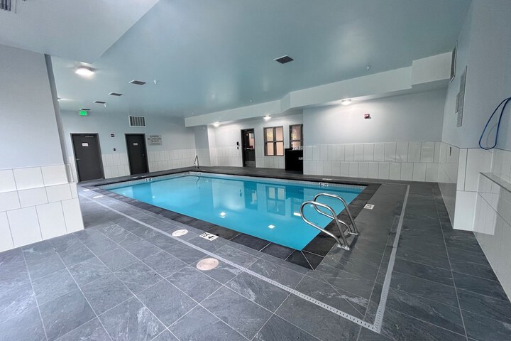 Pool 7 of 65