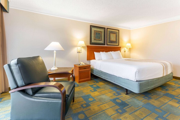 Room 20 of 31