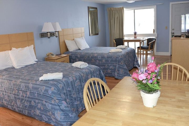 Beau Rivage Motel