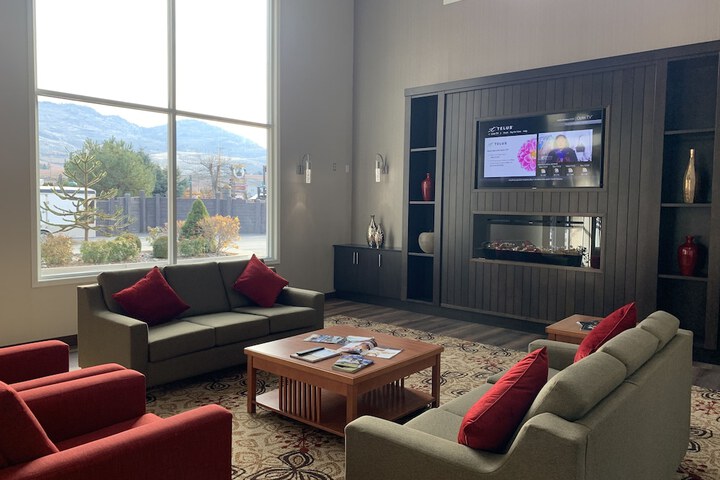 Best Western Plus Osoyoos Hotel & Suites