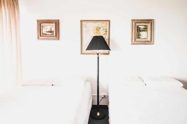 Room 66 of 90