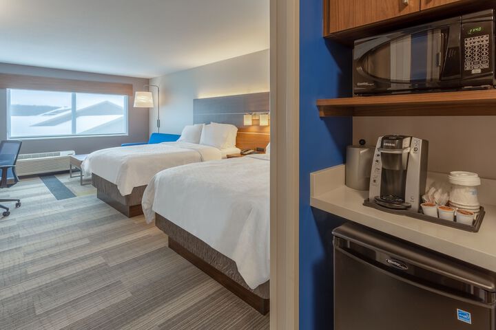 Holiday Inn Express & Suites Rice Lake by IHG