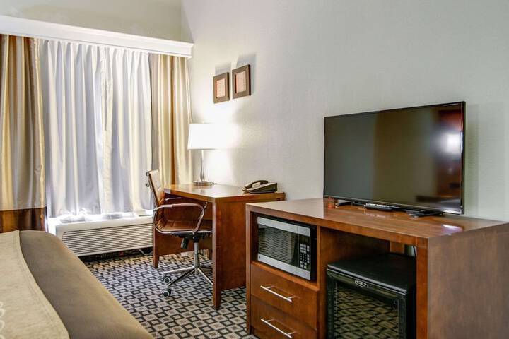 Room 43 of 73