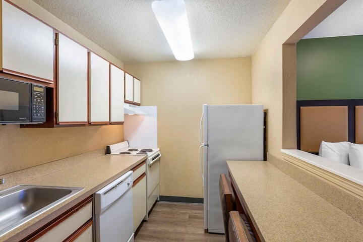 Extended Stay America Suites Cleveland Middleburg Heights