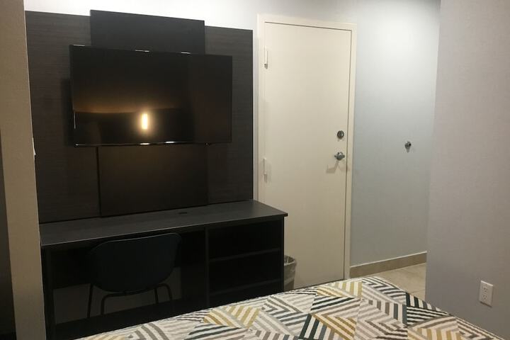 Room 18 of 37