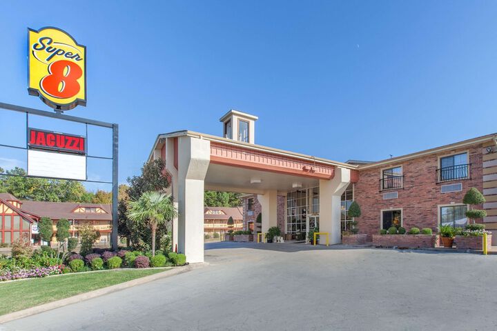 Hotel 3 of 19