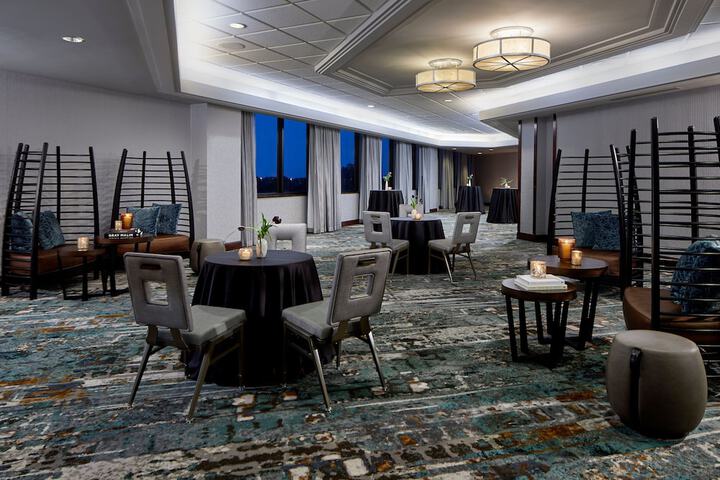 Renaissance Mobile Riverview Plaza Hotel