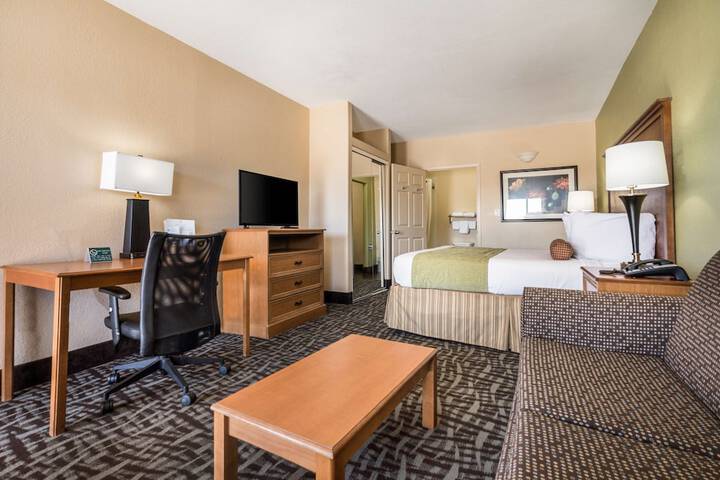 Room 17 of 29