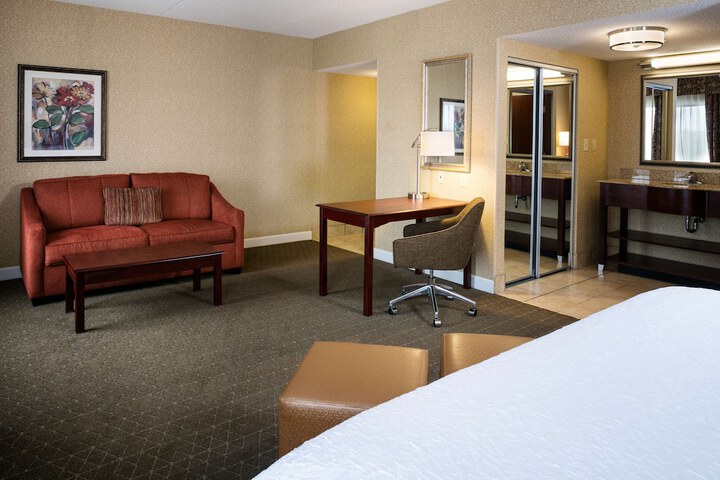 Hampton Inn & Suites Toledo-Perrysburg