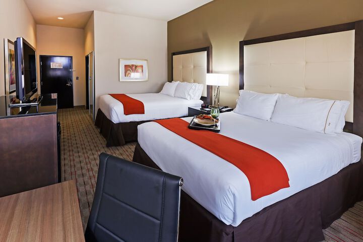 Holiday Inn Express Frisco Legacy Park Area by IHG