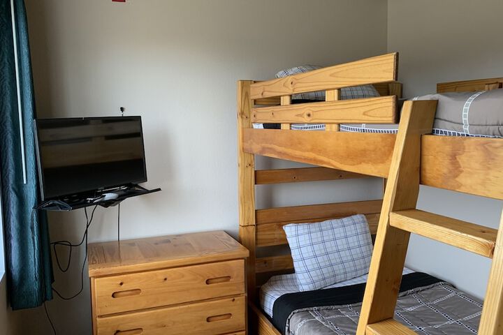 Room 30 of 61