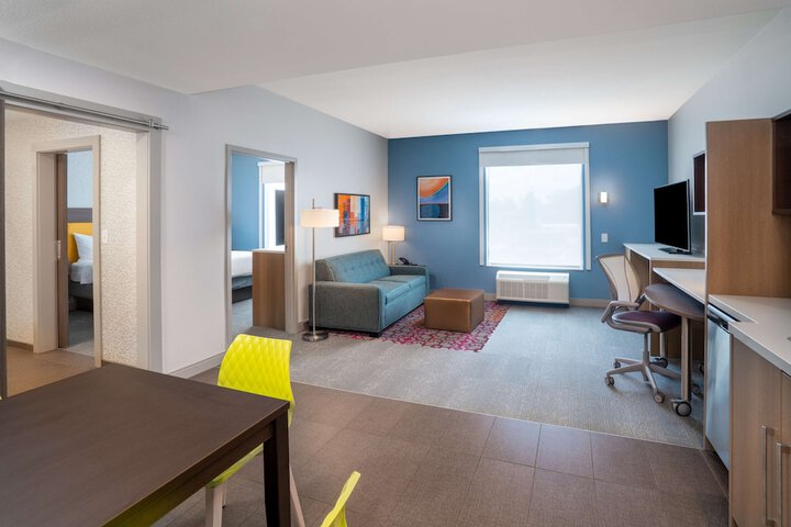 Room 36 of 48